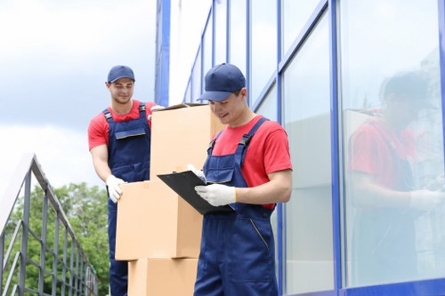 Screen reader support for accessible Kensington self storage content